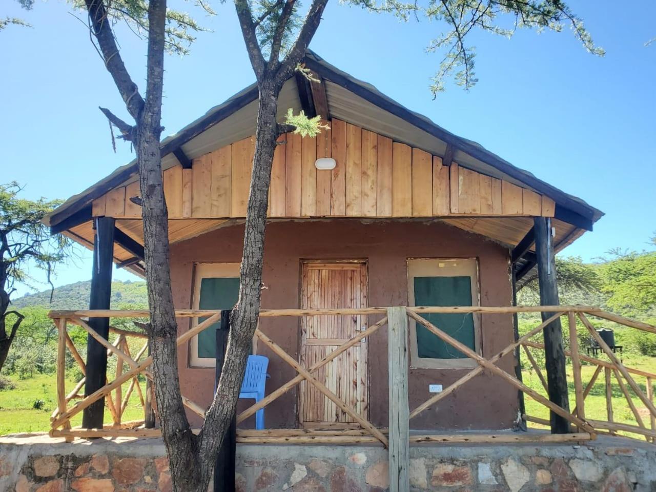 Kanunka House Hotel Sekenani Exterior photo